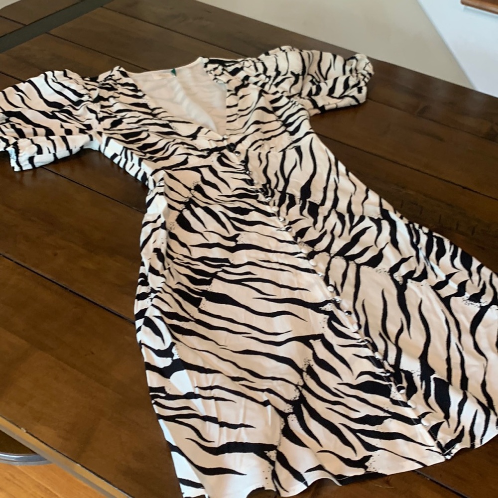 RIXO short dress with balloon shoulders
